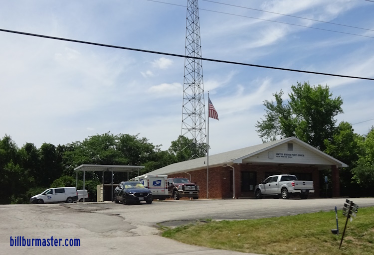 Looking at the Villa Ridge Post Office. (June, 2023)